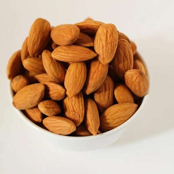Almonds — 500 g
